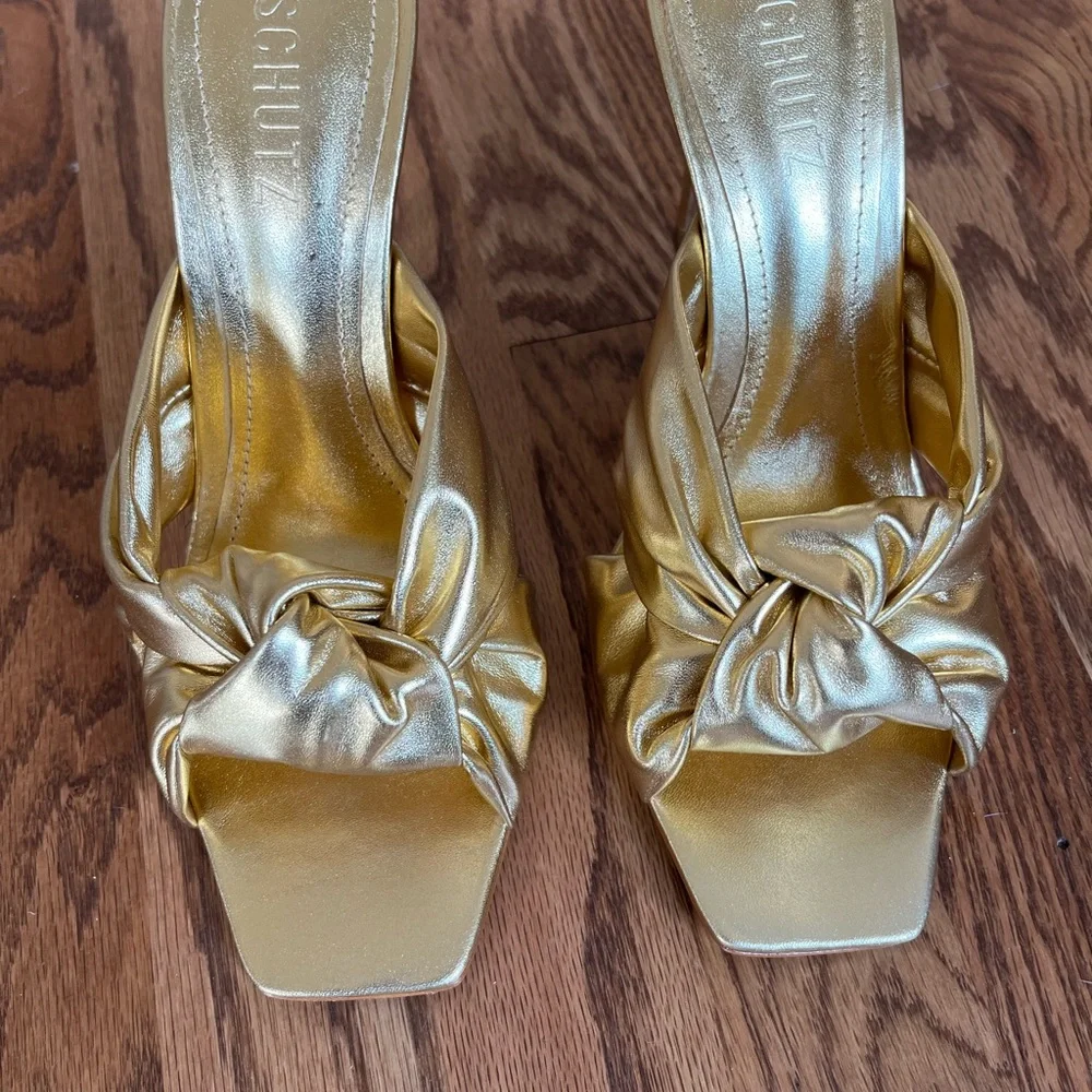 Schutz gold shoes - Picture 5 of 7